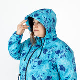 Softshell mētelis ar zilā toņa lapu rakstu