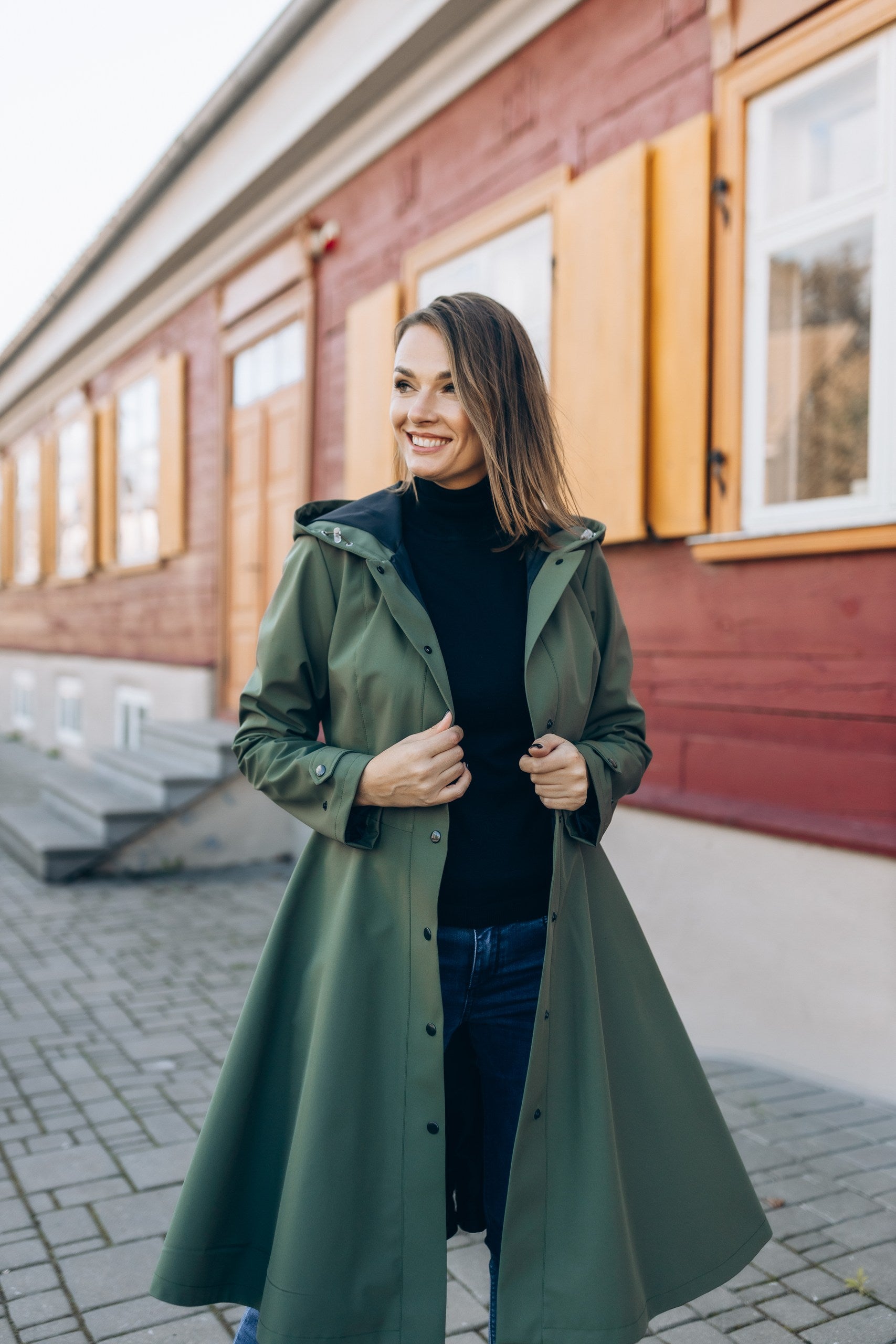 Svārku softshell mētelis - smaragdzaļa krāsā