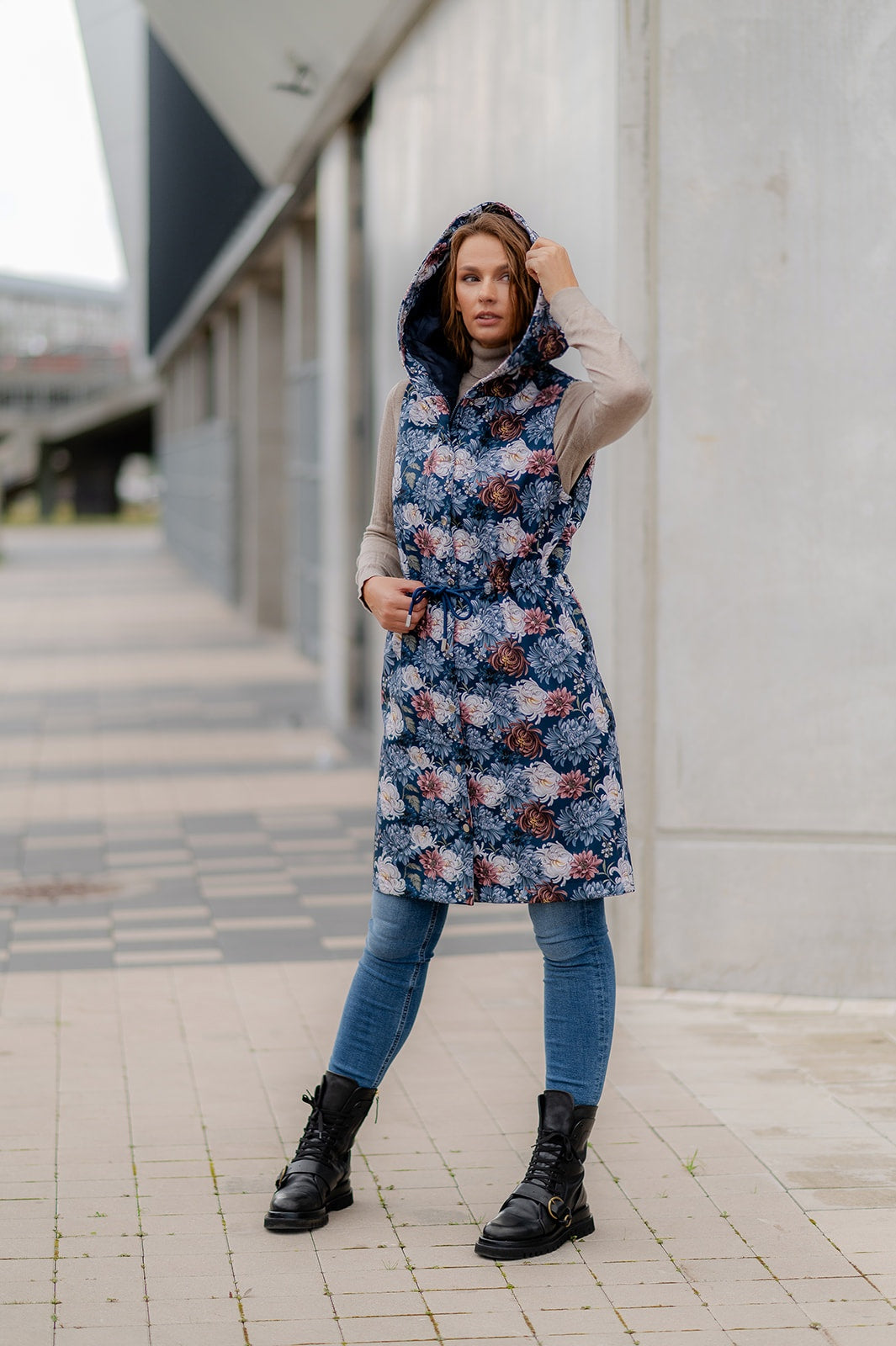 Softshell veste ar ziedu rakstu – Tumši zila