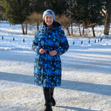 Ziemas Softshell mētelis ar košo zilo kamuflāžas rakstu