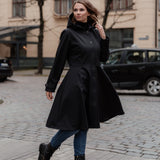 Svārku softshell mētelis – melns